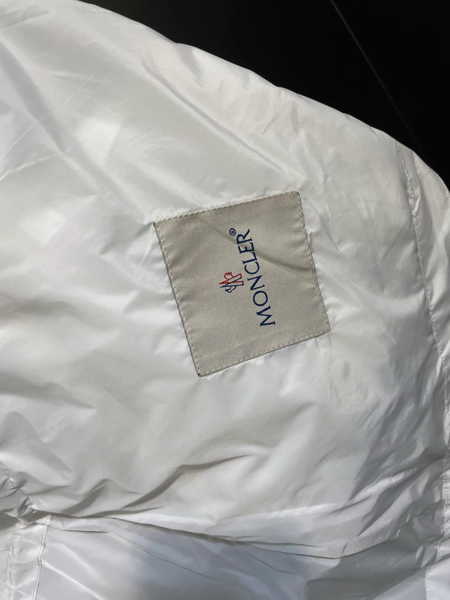 monc 24 Enet Breathable！ ， H 。 ！ logo 😍😍 Quality ！ Sizes：0 1 2